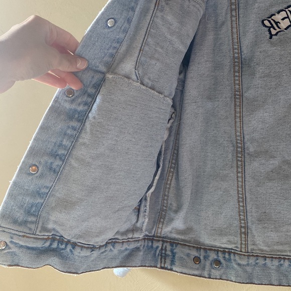Vintage Levi’s Denim Jacket M Custom Stitching La Croix Me A River Gypsy - Picture 10 of 12